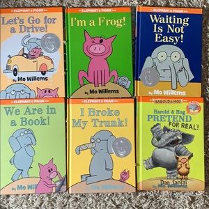 Elephant & Piggie Books x 6  LIKE NEW!